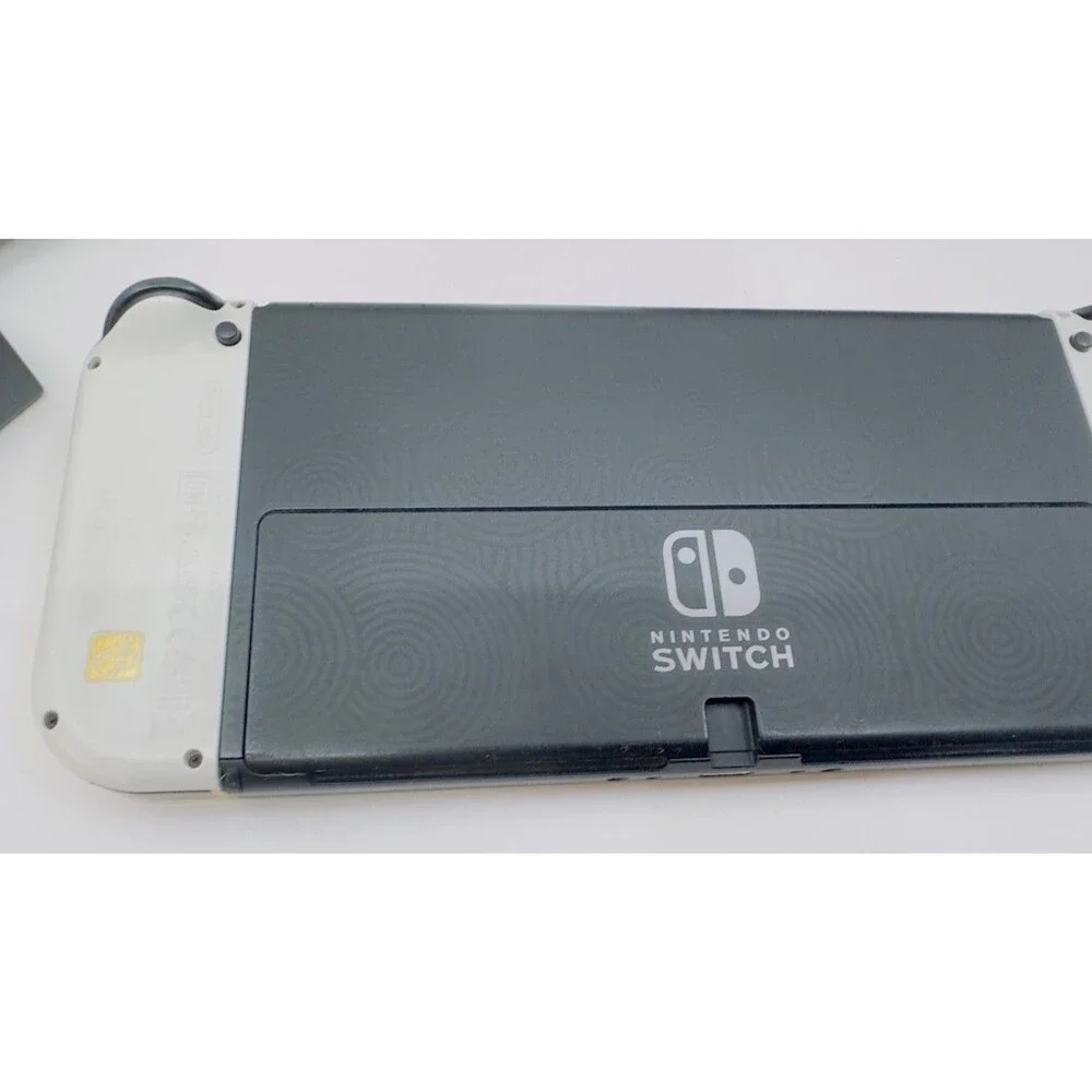 Nintendo Switch OLED - Zelda Tears of the Kingdom Edition. READ (Joy-Con issue)